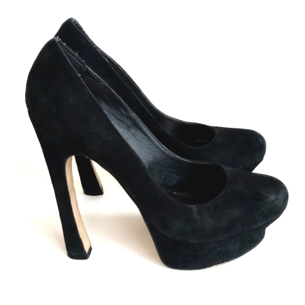 Zigi Soho Women’s Elegant Black Suede Leather Platform Heels 7.5